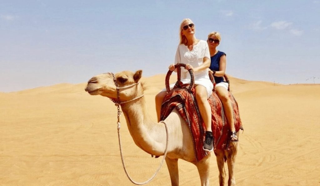 Dubai's Desert Safari: A Cultural Experience