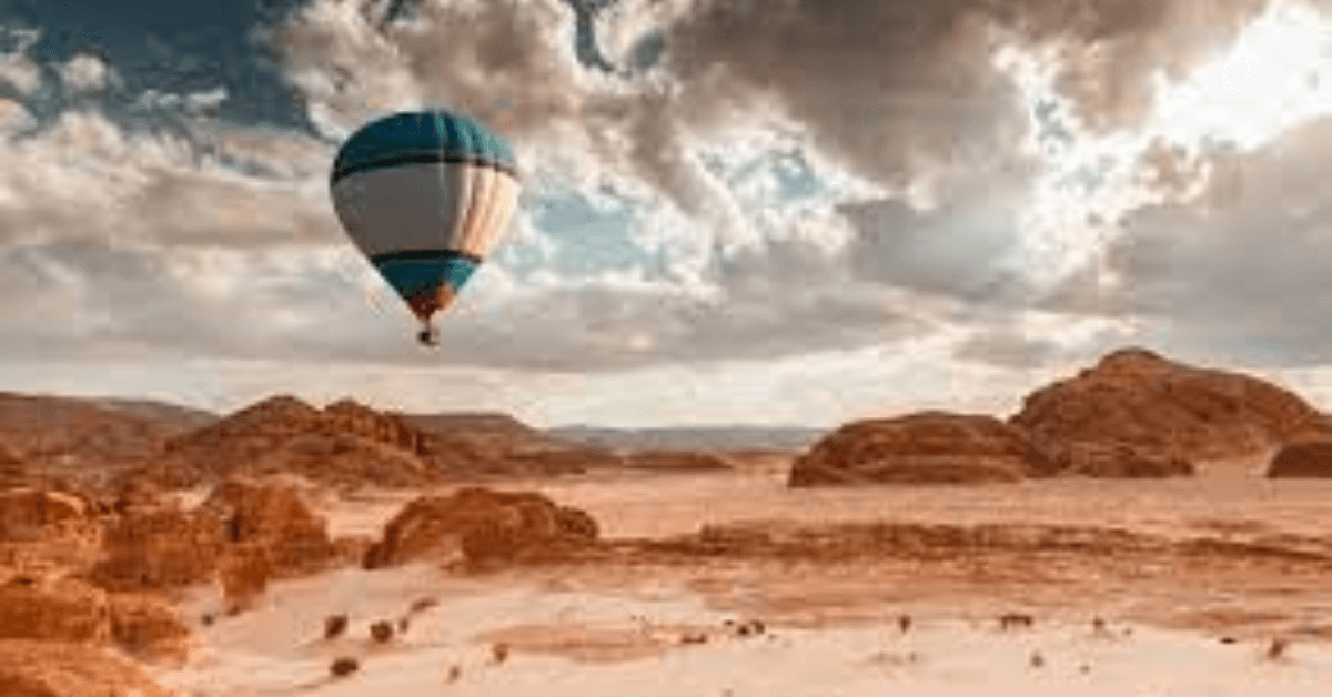 How to Prepare for a Hot Air Balloon Ride Over the Dubai Desert