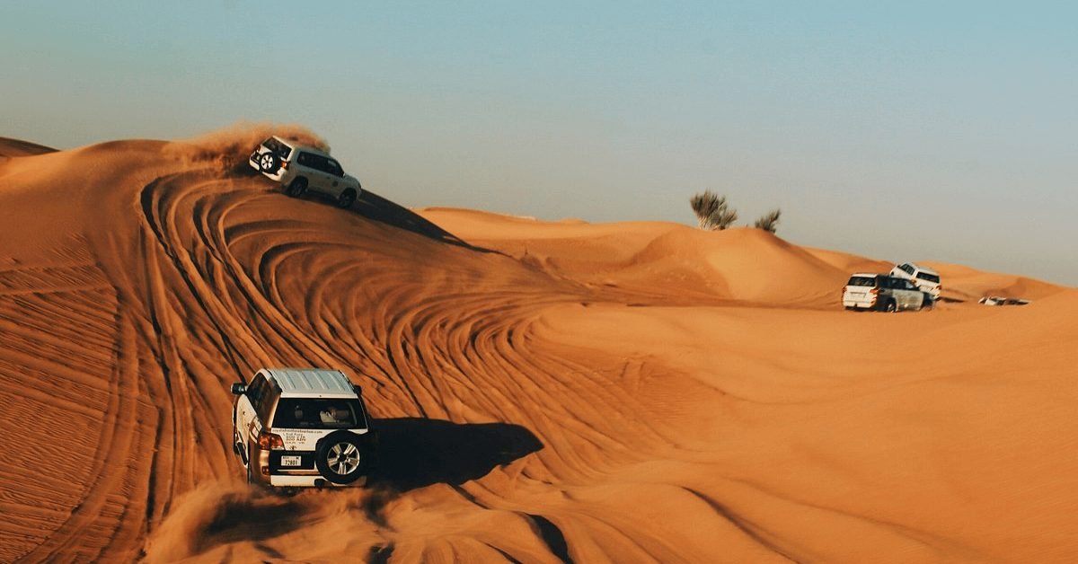 _Packing Essentials for Your Desert Safari in Dubai